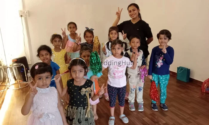 YASHRAJ DANCE STUDIO